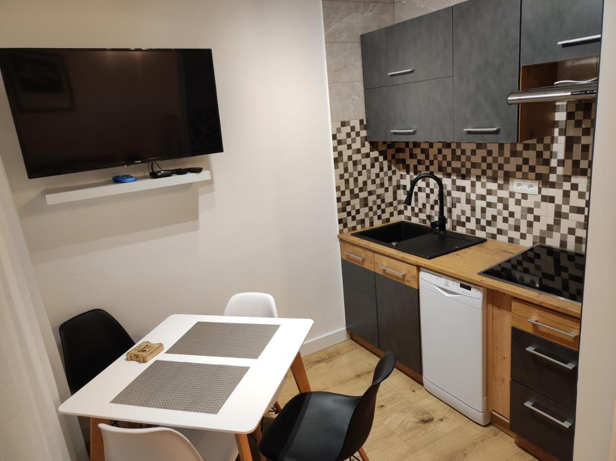 Plitvička JezeraStudio Apartman Roseアパートメント エクステリア 写真