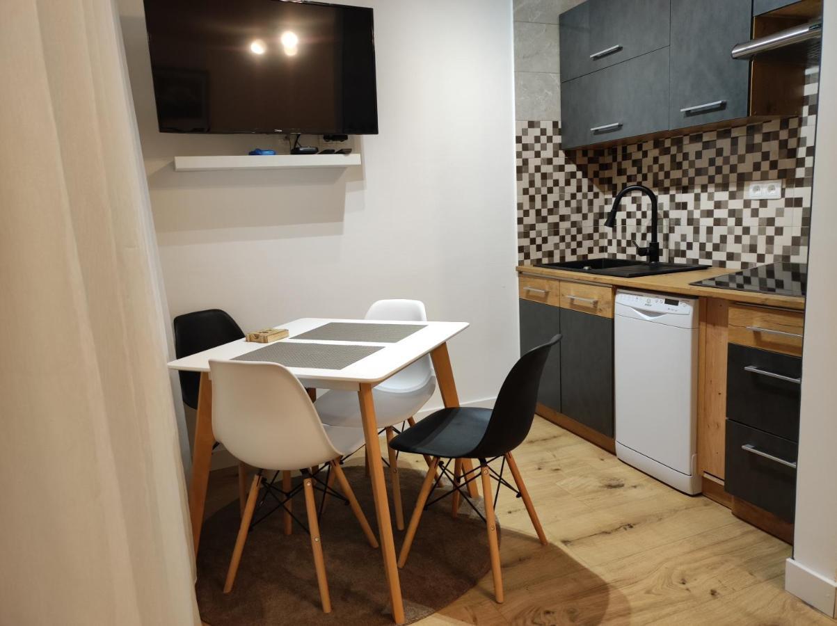 Plitvička JezeraStudio Apartman Roseアパートメント エクステリア 写真